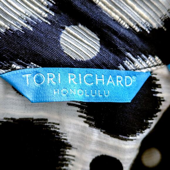 Tori Richard Graphic Print Dress Black White Size 4 Resort Vacation - Picture 9 of 9